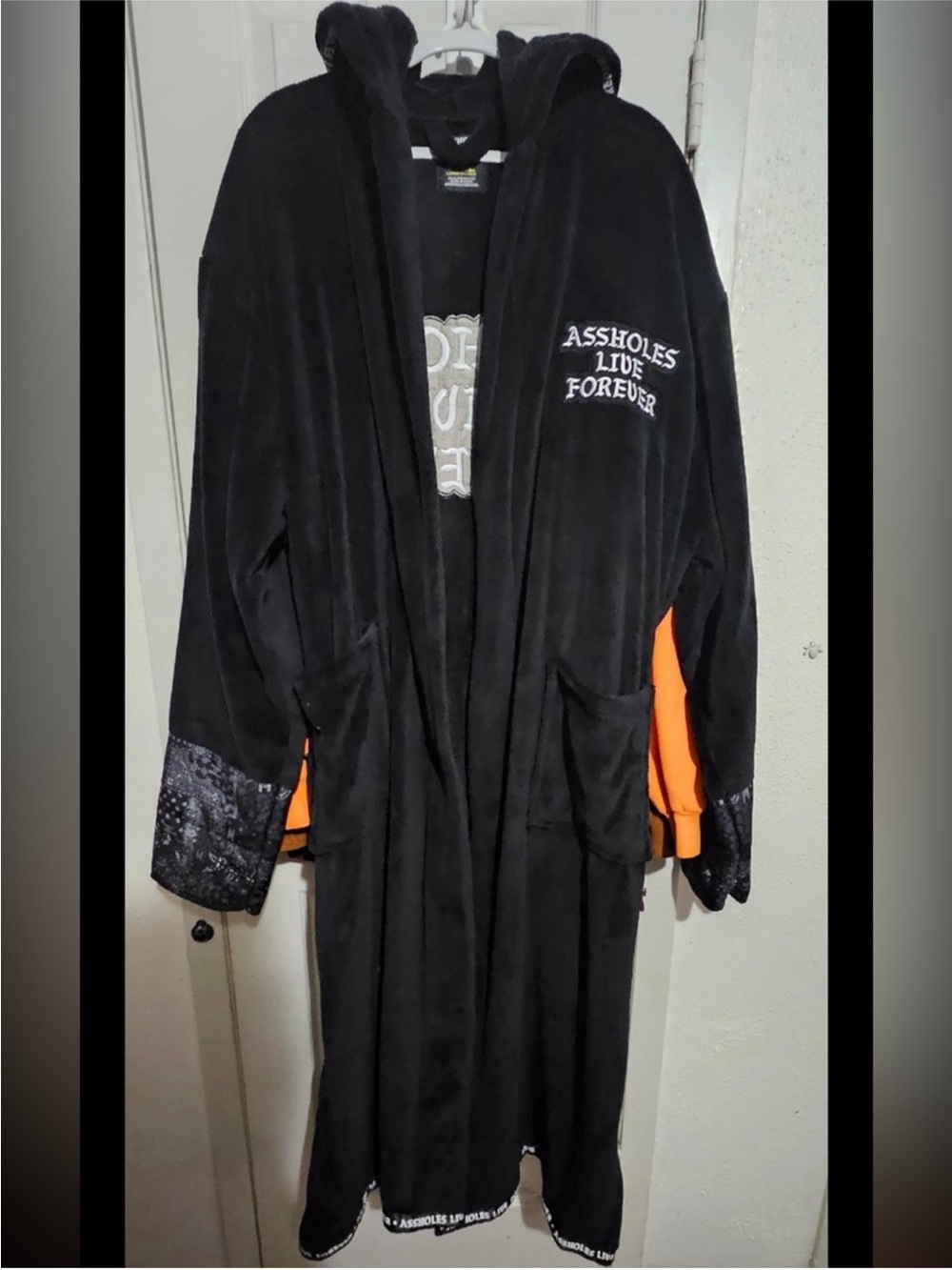Black Plush Assholes Live Forever Long Robe - Picture 3 of 8